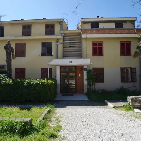 Katarina Centener Apartment *